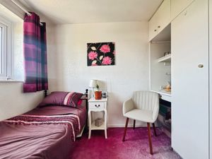 Bedroom 4- click for photo gallery